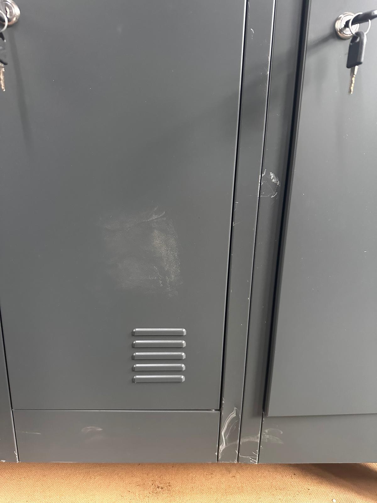 Armadietto con 6 scomparti 90x45 H180 per spogliatoio con serratura Etna